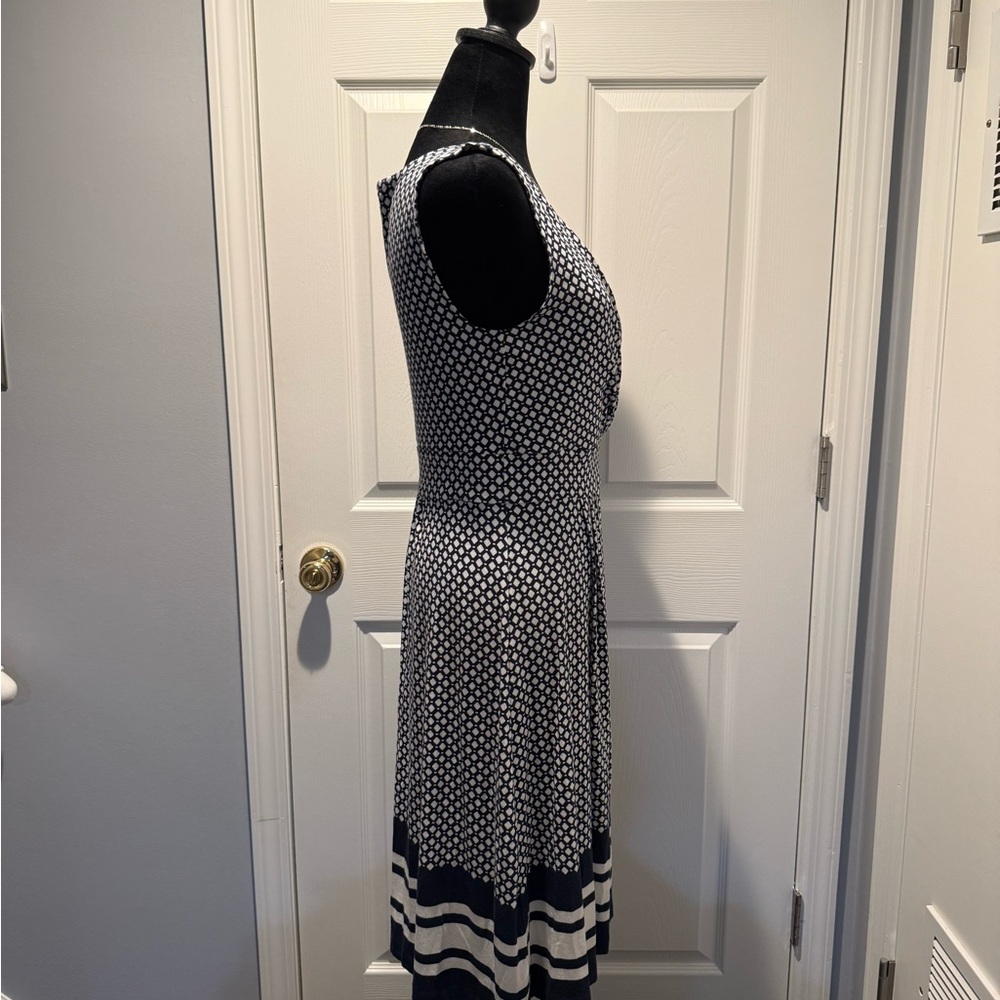 Lands' End Navy and White Sleeveless V-Neck dress Size S - Picture 2 of 5